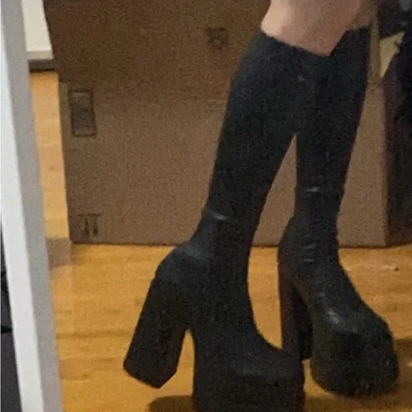 Steve Madden Cypress Black - Picture 2 of 2